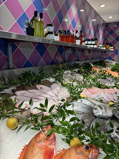 Poissonnerie Moser, Poissonnerie à Sceaux